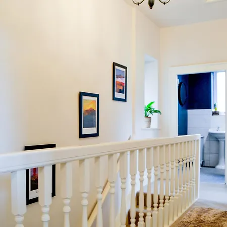 The Old Vicarage * Westward