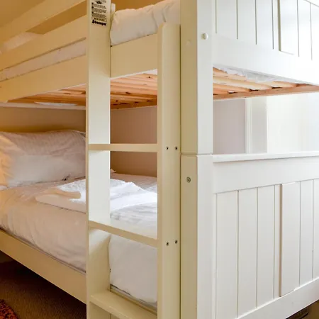 The Old Vicarage * Westward