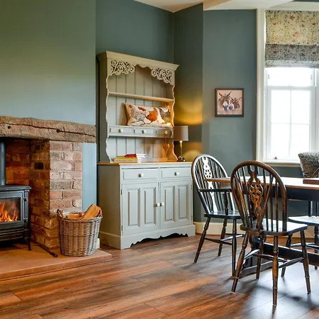 The Old Vicarage Westward